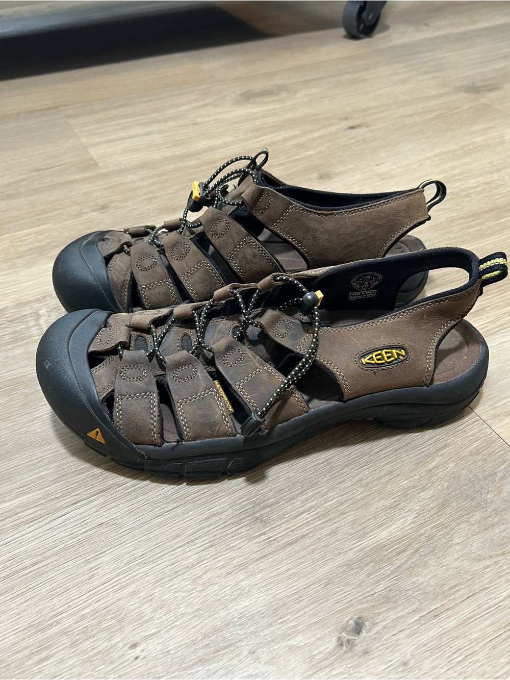 Keen Newport Leather Hiking Sandals size 12